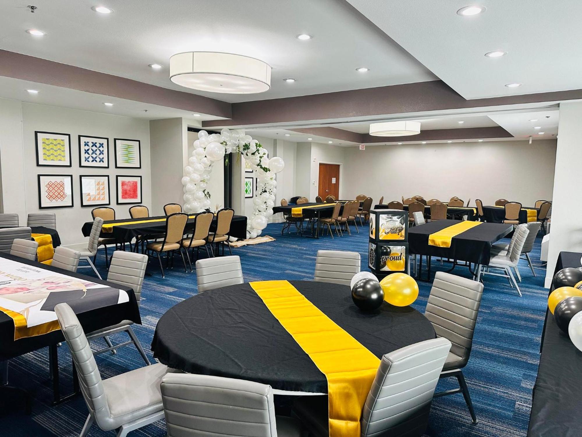 Holiday Inn Express Hotel & Suites Mansfield By Ihg Kültér fotó